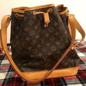 LV Vintage Monogram Bucket Bag